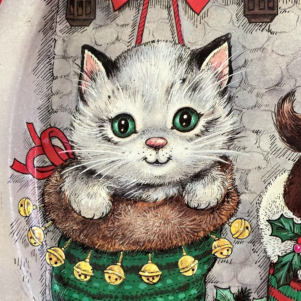Vintage Collectible Tin Potpourri Press Cat & Dogs Holiday Serving Platter Tray.
